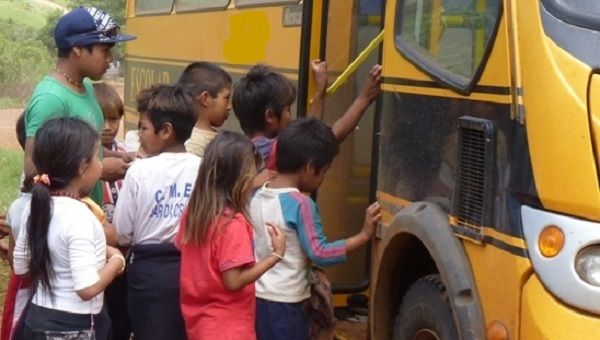 Governo Dino paga transporte escolar indígena para alunos inexistentes em Barra do Corda