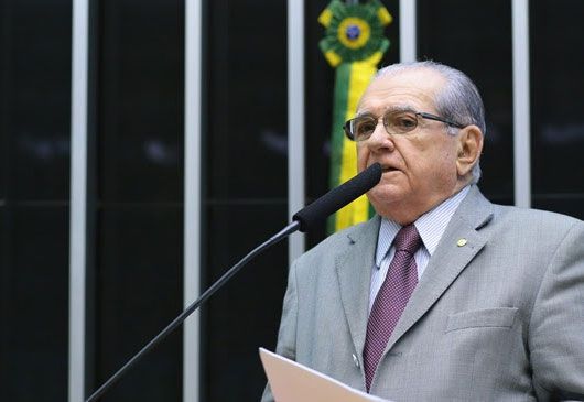 Faleceu em São Paulo, o deputado e ex-governador do Maranhão João Castelo