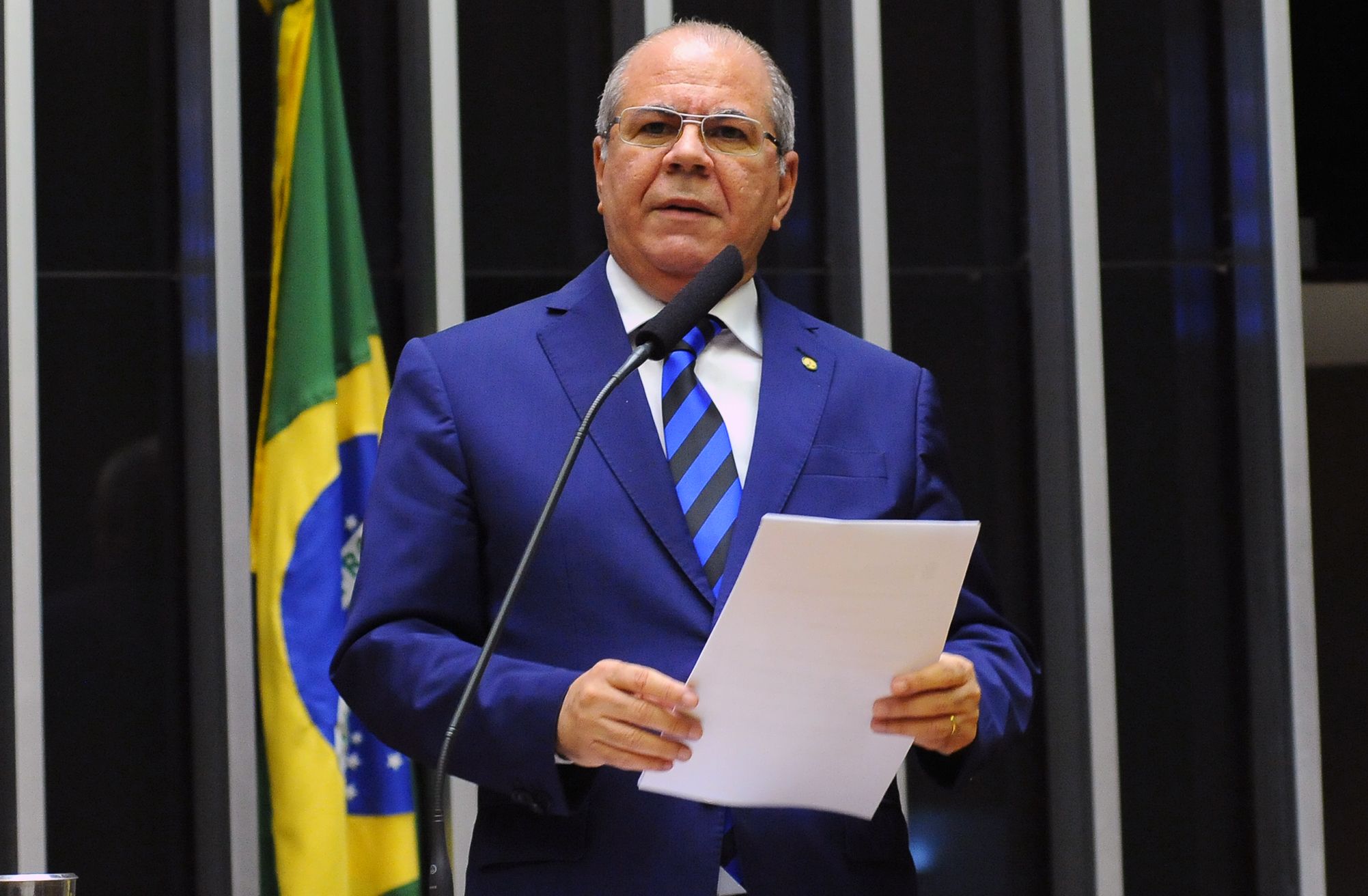 Hildo Rocha critica votação que adiou para 2020 o fim das coligações