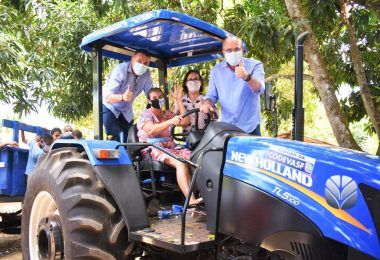 Em Santa Luzia, comunidade Boa Esperança recebe patrulha agrícola doada por Hildo Rocha