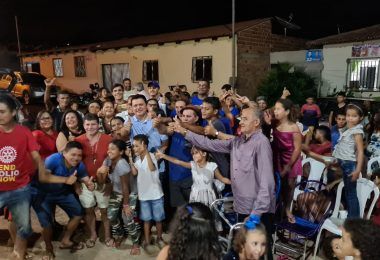 Prefeito eleito Rigo Teles é convidado para um jantar no bairro Vila Mariano II