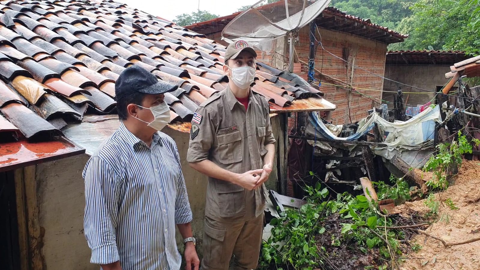 Prefeito Rigo Teles acompanha situação de famílias em meio a deslizamentos provocados pelas chuvas intensas em Barra do Corda
