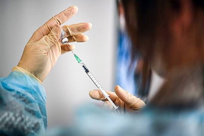 Polícia Federal indicia enfermeira que desviou vacina contra a covid-19 destinada aos povos indígenas