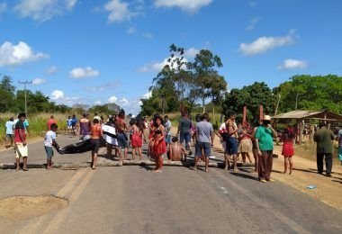 BR-226 é bloqueada por indígenas entre Barra do Corda e Grajaú