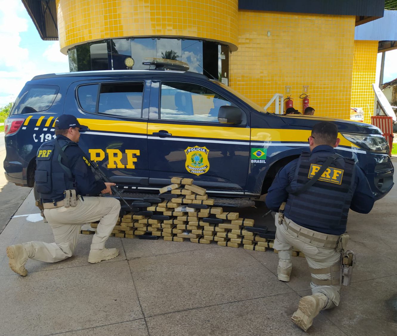 04/04: Em menos de dez dias PRF apreende mais de 170kg de cocaína em três rodovias federais no Maranhão