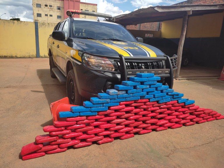19/05: PRF apreende 128kg de cocaína durante abordagem em rodovia federal no Maranhão