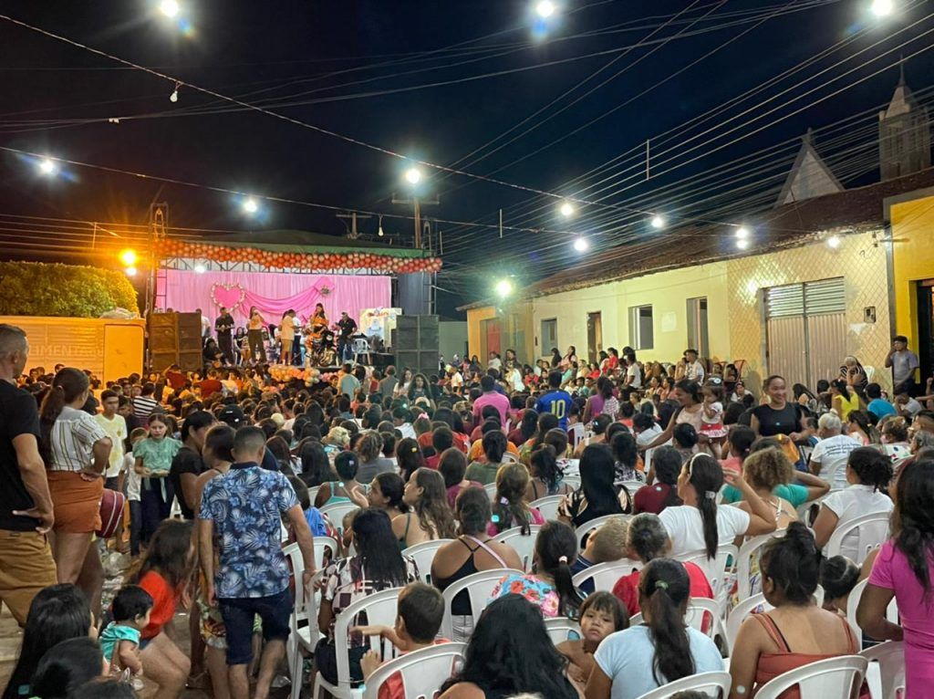 prefeito arnobio realiza mega festa para as maes em jenipapo dos vieiras 7 1024x766 - Prefeito Arnóbio realiza mega festa para as mães em Jenipapo dos Vieiras