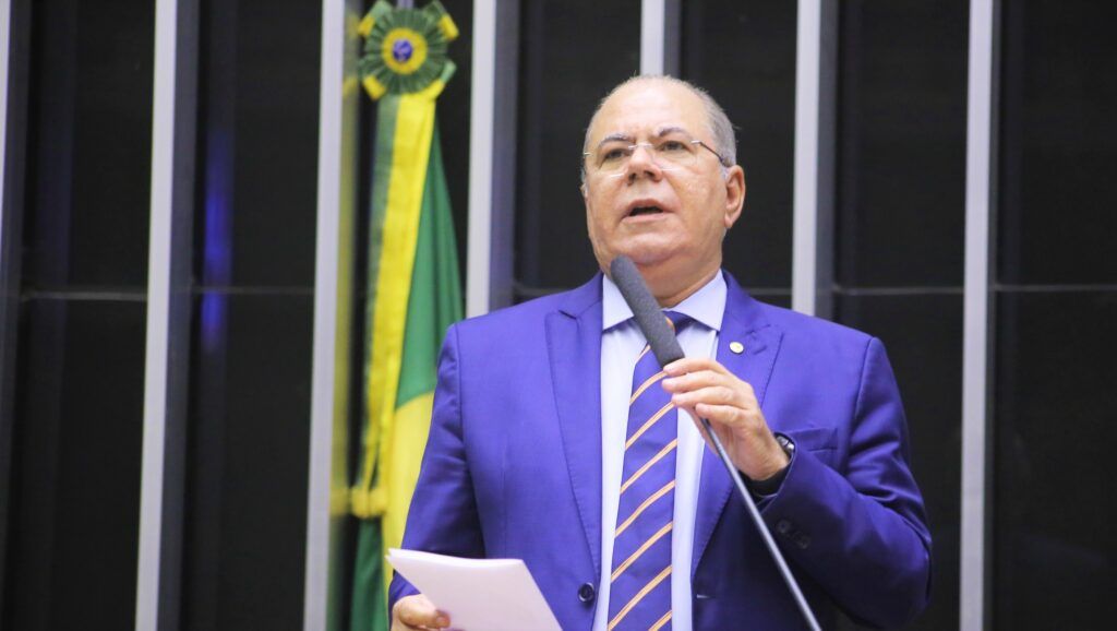 Câmara aprova projeto de lei do deputado Hildo Rocha que diminui conta de energia