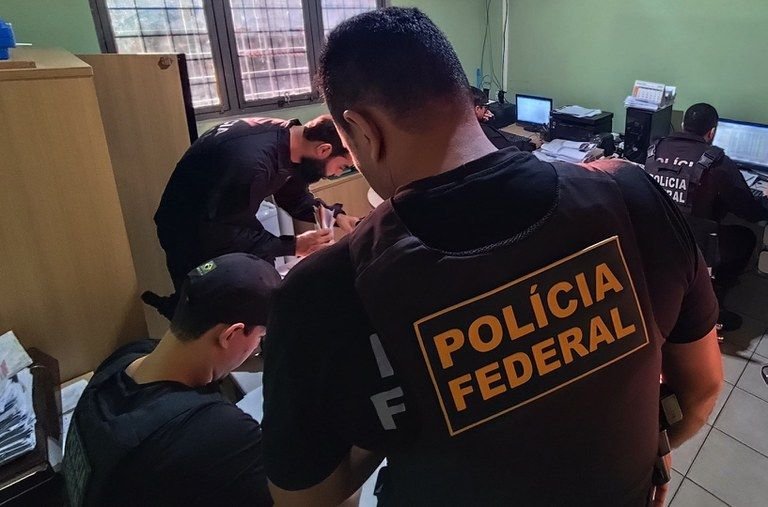 urgente-policia-federal-realiz