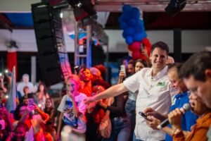 orleans-brandao-recebe-manifes