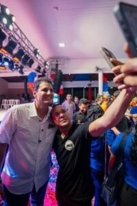 orleans-brandao-recebe-manifes