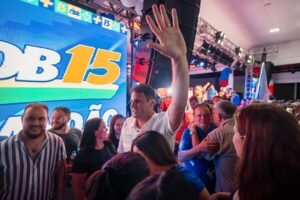 orleans-brandao-recebe-manifes