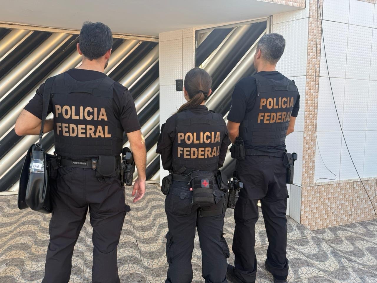 242-policia-federal-realiza-op