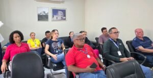 hildo-rocha-se-reune-com-a-emb