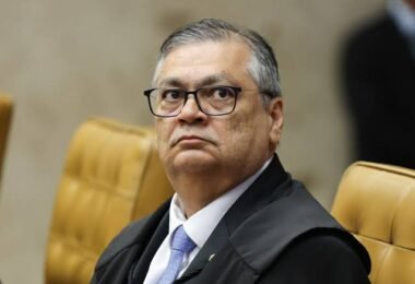 urgente-flavio-dino-endurece-r