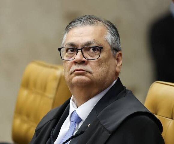 urgente-flavio-dino-endurece-r