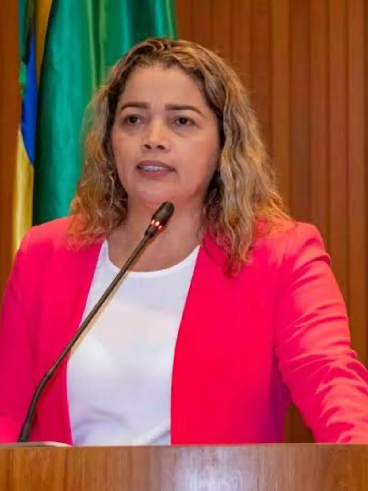 urgente-mical-damasceno-desist