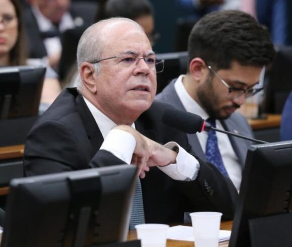 hildo-rocha-defende-o-fim-da-e